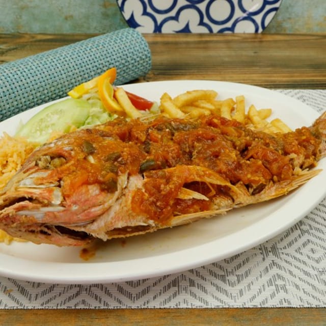 31. Huachinango Frito, Ranchero o Al Mojo de Ajo / 31. Fried, Ranchero or Garlic Mojo Red Snapper.
