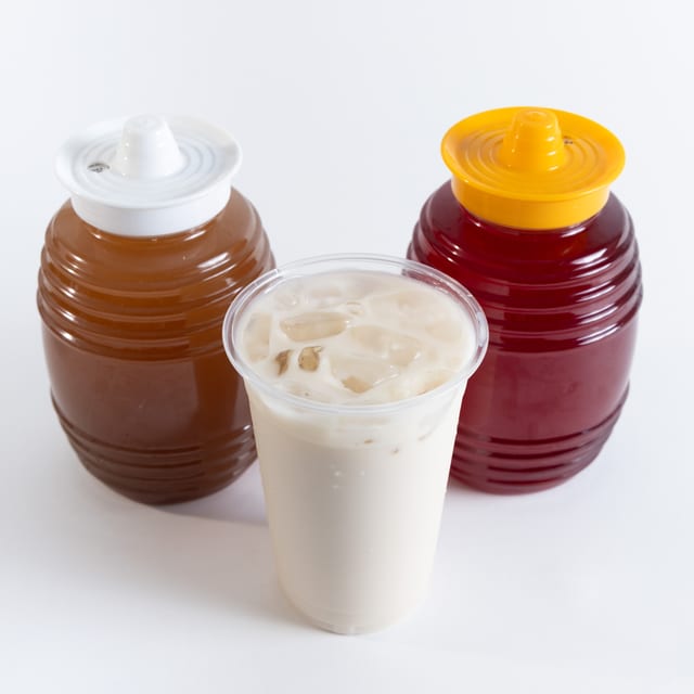Agua Fresca de Jamaica (Mediana) / Hibiscus Flower Fresh Flavored Water (Medium).